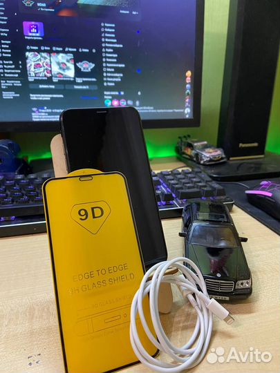iPhone X, 64 ГБ
