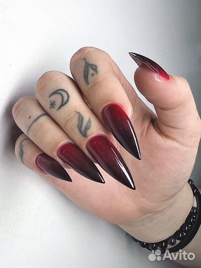 Маникюр с покрытием гель-лаком