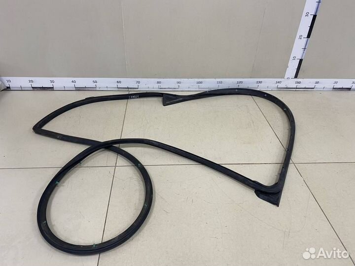 Уплотнитель двери Mazda CX-5 KE 2011-2017