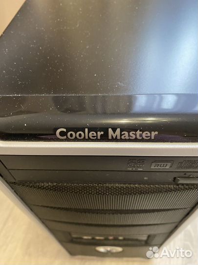 Монитор и компьютер