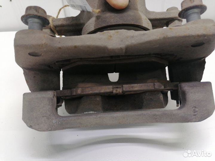 Суппорт передний левый Toyota Corolla E150