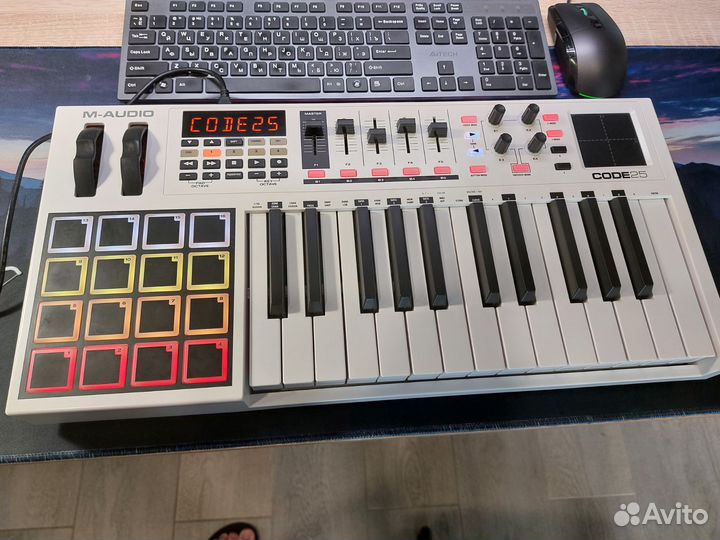 M-audio code 25