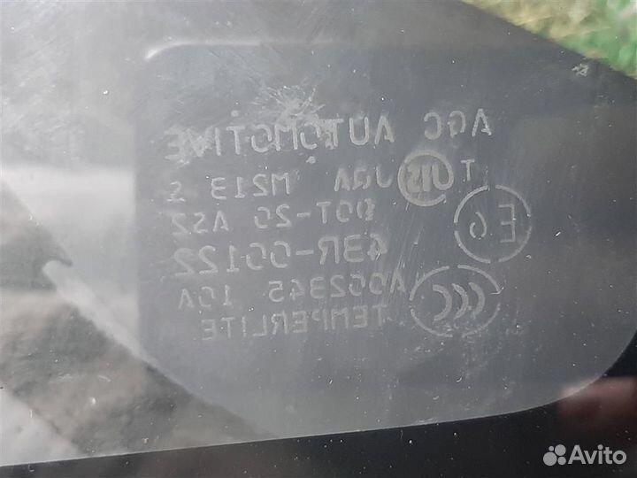 Стекло багажника правое Suzuki Grand Vitara 2007