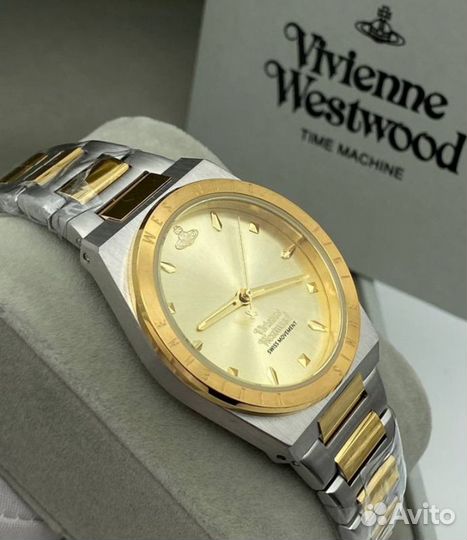 Женские часы Vivienne Westwood