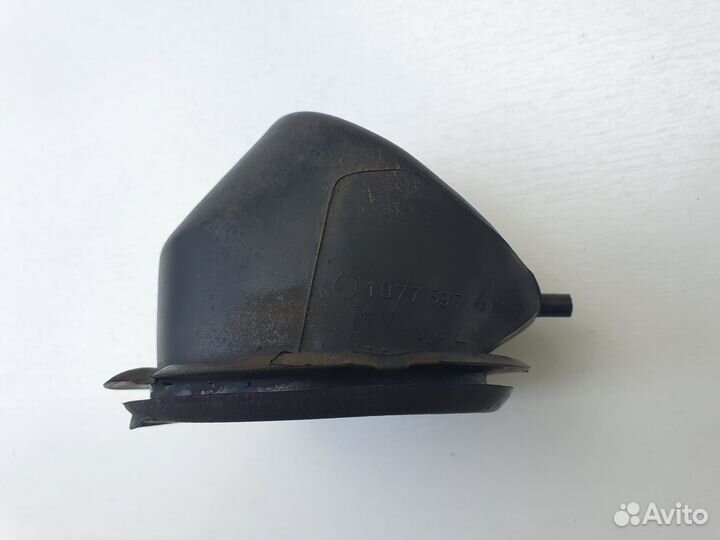 Кожух горловины бака BMW e36