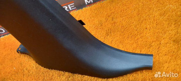 Обшивка стойки левая Mercedes-Benz E-Class W212