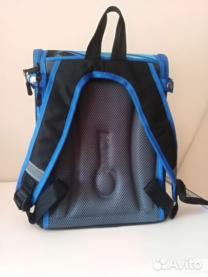 Рюкзак школьный новый для мальчика