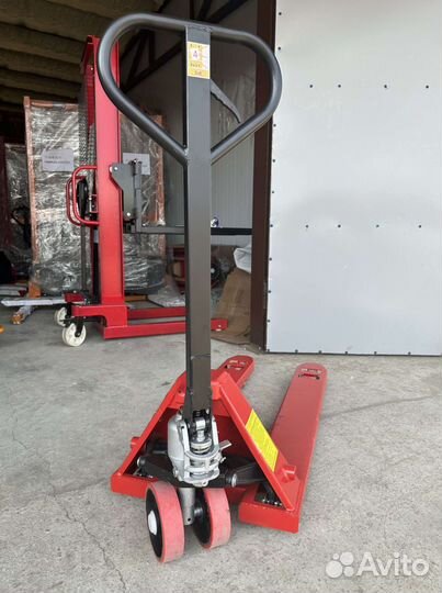 Рохля с подъемным механизмом 2,5 т U 970