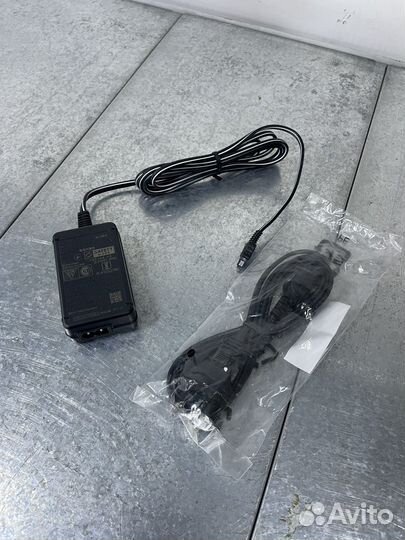 Зарядка AC-L200 для видеокамер Sony ACL25A AC L25B