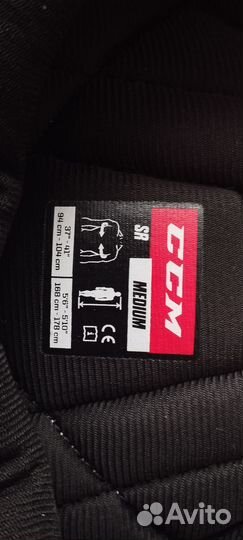 Нагрудник хоккейный ccm