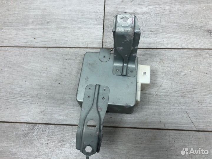 Эбу двс Toyota Avensis универсал 3ZZ-FE 2008