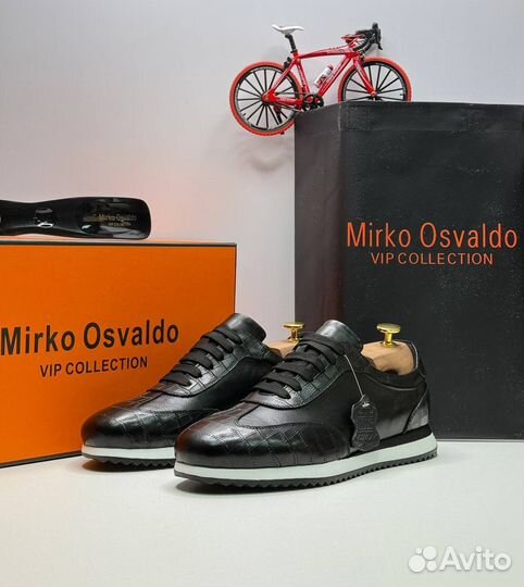 Кроссовки мужские