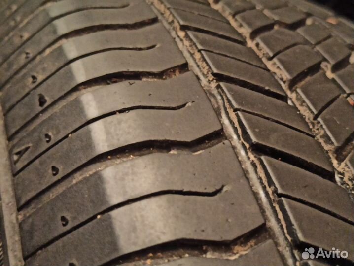 Yokohama Geolandar G033 215/70 R16