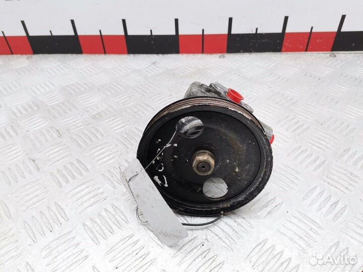 Насос гидроусилителя руля Mazda MX-3 1997