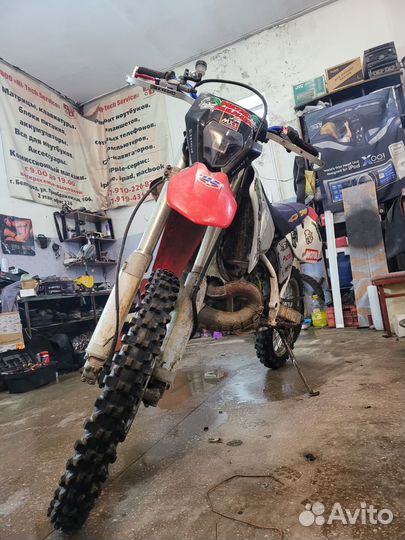 Honda crm250
