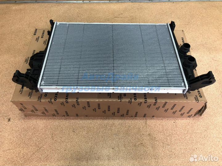 Радиатор Ивеко Дейли оригинальный