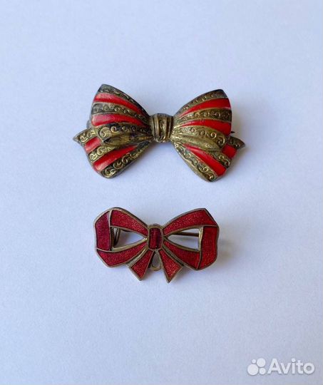 Антикварные брошь в виде банта