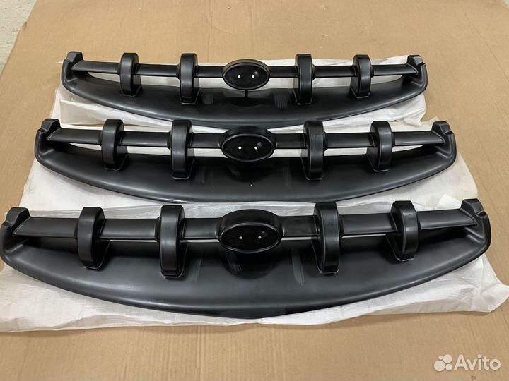 Решетка радиатора Hyundai Accent с 99-08