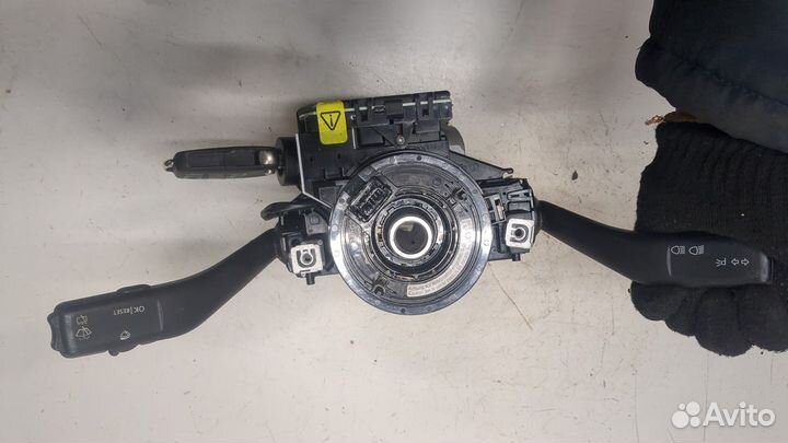 Переключатель поворотов и дворников Volkswagen Gol