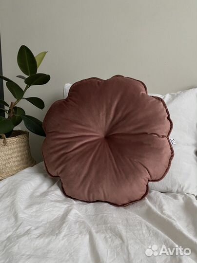 Подушка декоративная