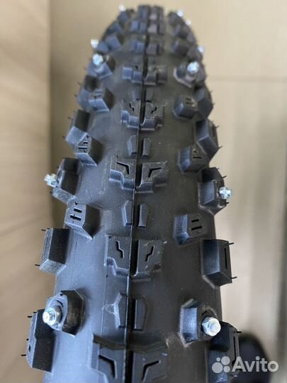 Покрышка шипованная для велосипеда 29