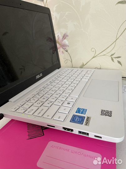 Ноутбук/ ультрабук asus полный комплект