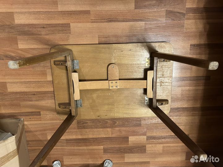 Столик деревянный складной