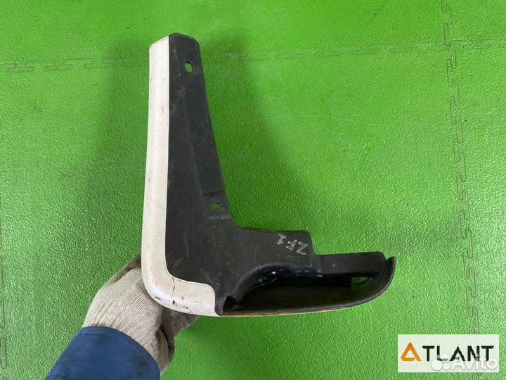 Брызговик задний правый honda CR-Z