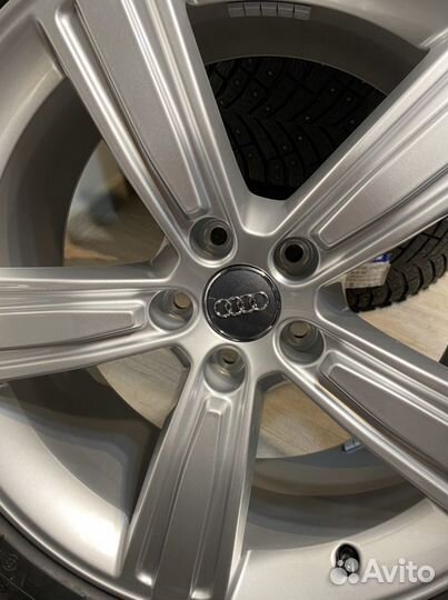 Новые зимние оригинал Audi A8 r19 235/50 michelin