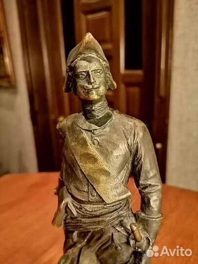 Бронзовая статуэтка СССР 