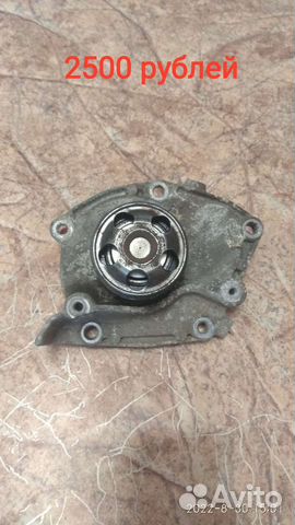Продам помпу на Рено Дастер