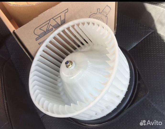 Моторчик печки Mitsubishi Lancer 10