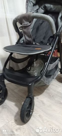 Детская всесезонная коляска