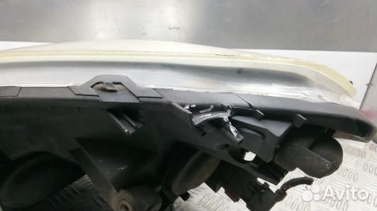 Фара правая opel zafira B (XML25MU01)