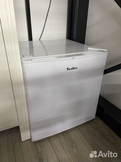 Мини холодильник Tesler