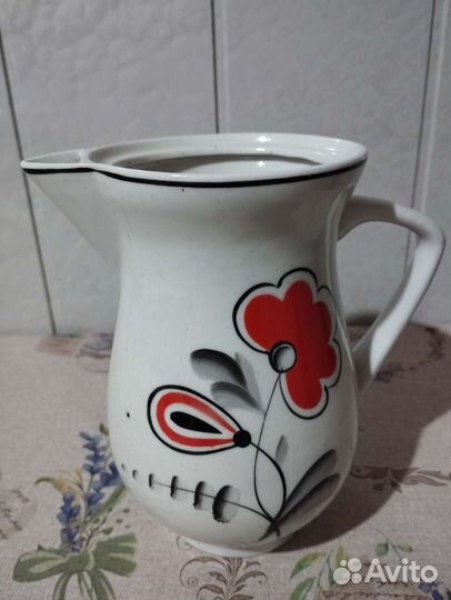 Кувшинчик Красная Гжель СССР