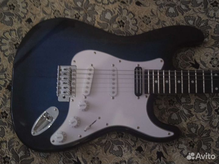 Электрогитара Fabio st100