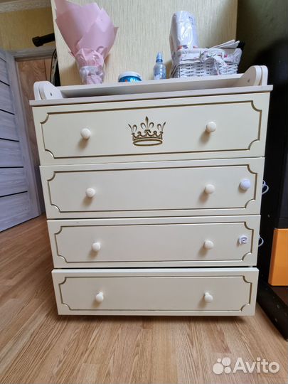 Пеленальный столик комод