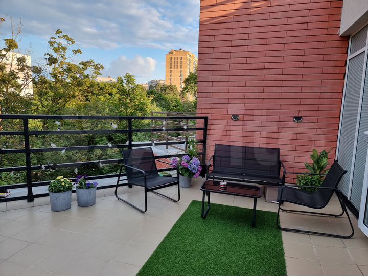 2-к. квартира, 43 м², 4/4 эт.