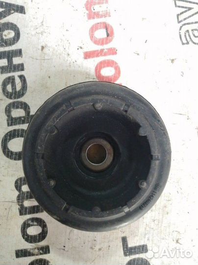 Опора амортизатора Volkswagen Passat B3