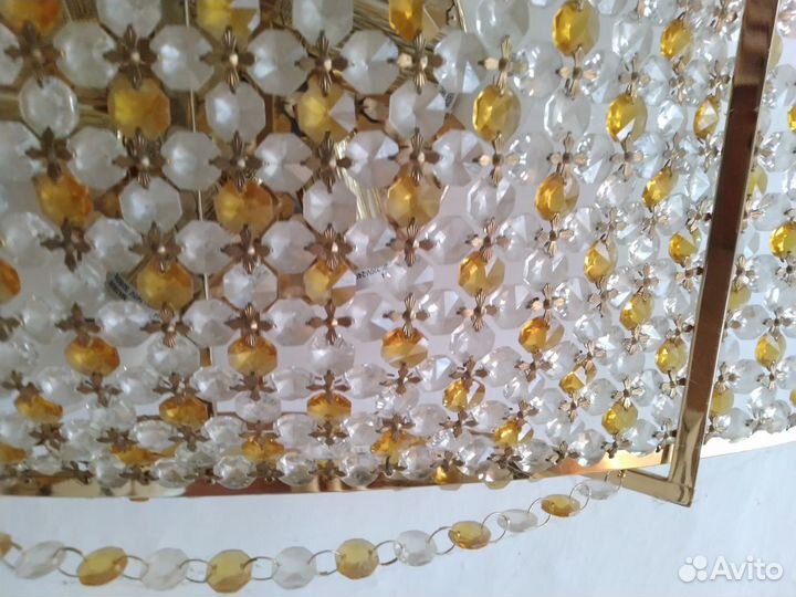 Люстра потолочная