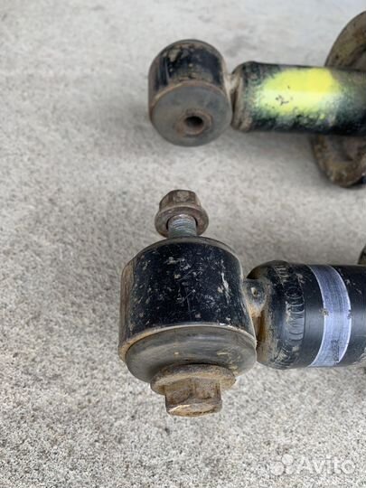 Стойка пружина задняя Mitsubishi Lancer 9