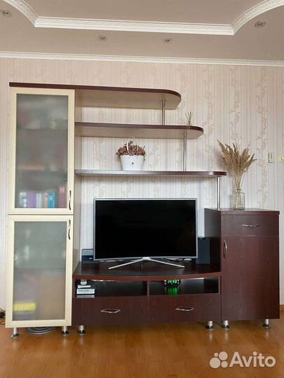 Стенка в гостиную под тв