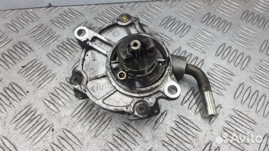 Насос вакуумный mercedes benz vito W638 (BLV02KX01