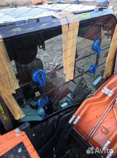 Стекло кабины elaz CMI723