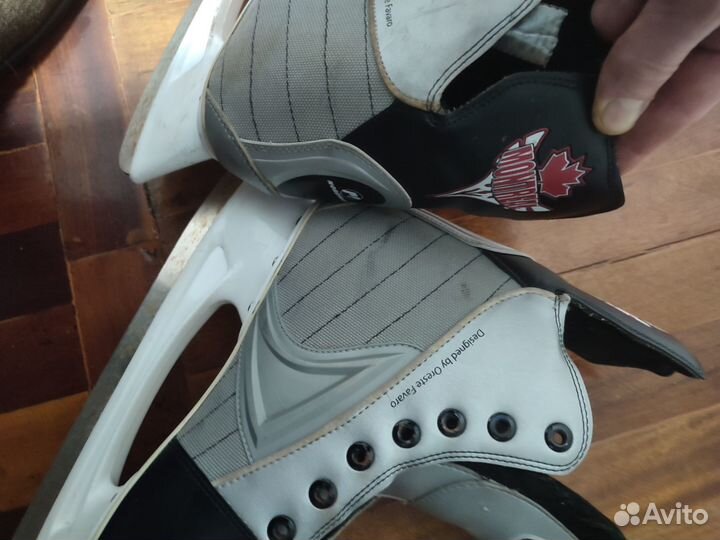 Коньки хоккейные