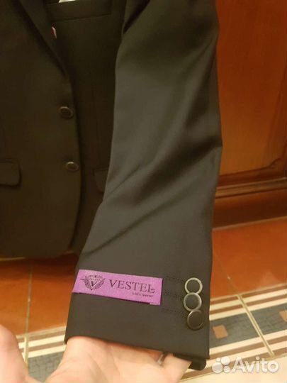 Костюм новый 140-146