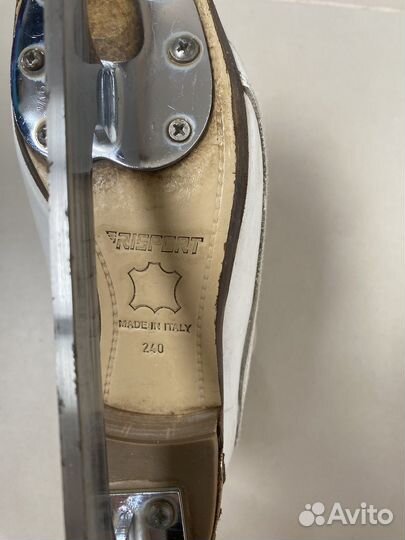 Профессиональные фигурные коньки risport