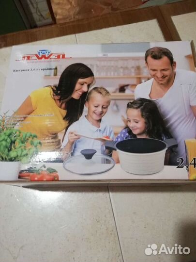 Кастрюля новая