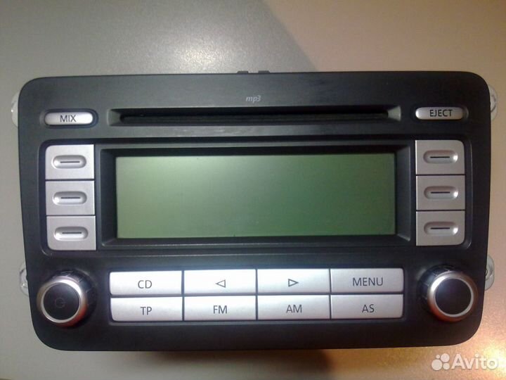 Штатное головное устройство RCD 300 от Volkswagen